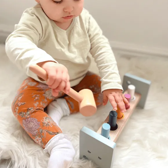 FSC® Certified Hammer Bench
