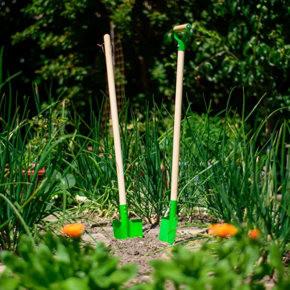 Long Handled Shovel